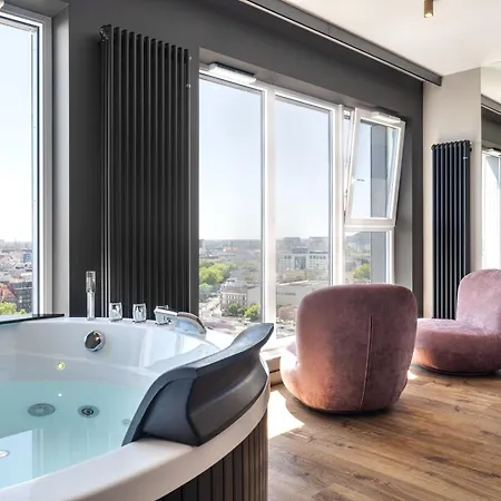 Quorum River Sauna&jacuzzi Or Sauna&terrace Centrum Apartment Wroclaw