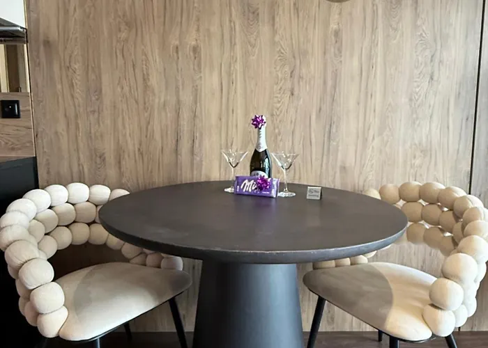 Quorum River Sauna&jacuzzi Or Sauna&terrace Centrum Breslavia