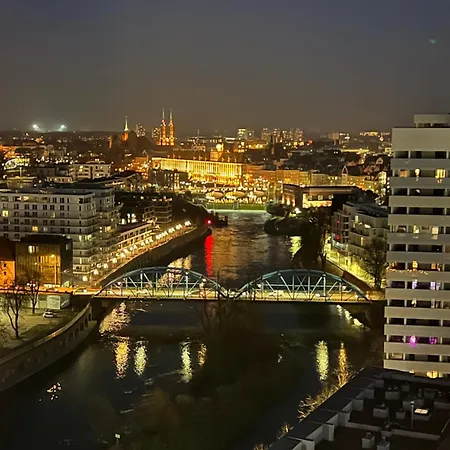 Sauna Jacuzzi River View Quorum Wroclaw