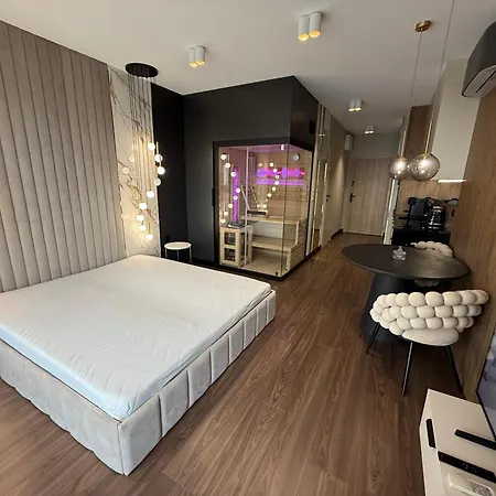 Sauna Jacuzzi River View Quorum Apartment *