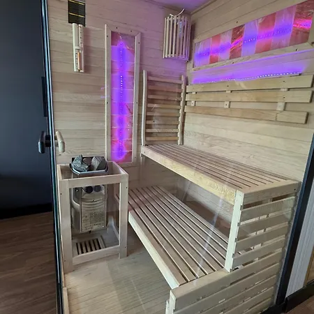 Sauna Jacuzzi River View Quorum * Wroclaw