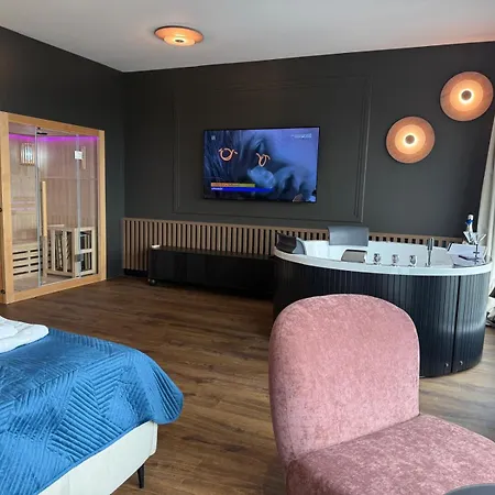 Apartment Sauna Jacuzzi River View Quorum Wroclaw